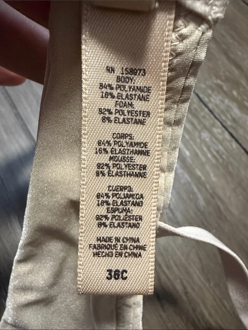 Skims Wireless Form T Shirt Bra Color Clay Size 38C